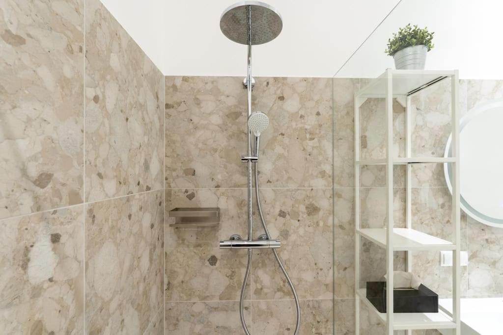 Artful 1Br Suite, City Nearby By Hm Виена Екстериор снимка