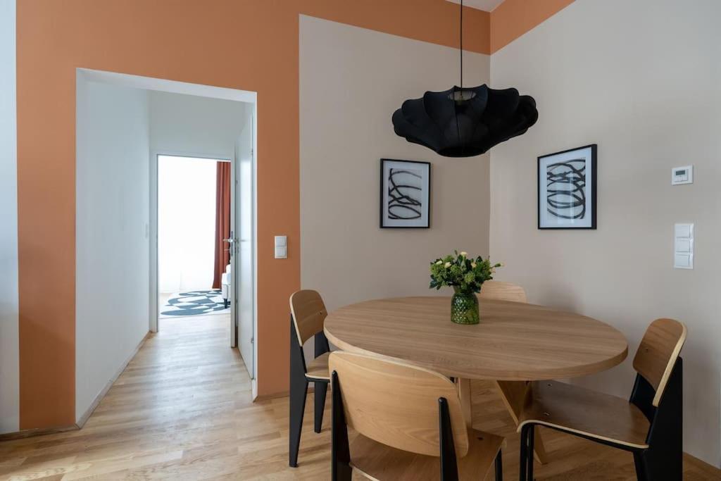 Artful 1Br Suite, City Nearby By Hm Виена Екстериор снимка